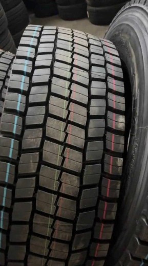 Anvelope Sosea Tractiune 315/70 R22.5 Bridgestone M729