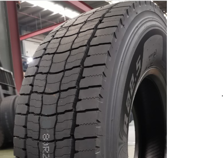 Anvelope Sosea Tractiune 245/70 R17.5 Unigrip Roadgrip D20